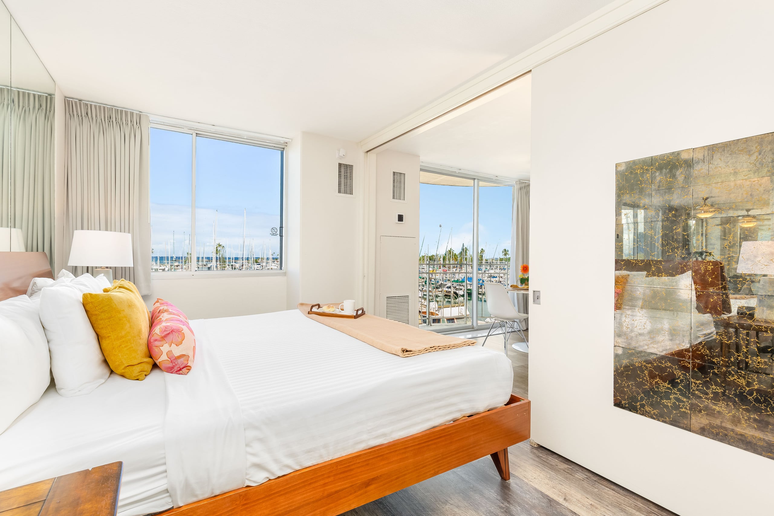 Condo in Honolulu · ★5.0 · Studio · 2 beds · 1 bath - Image 19