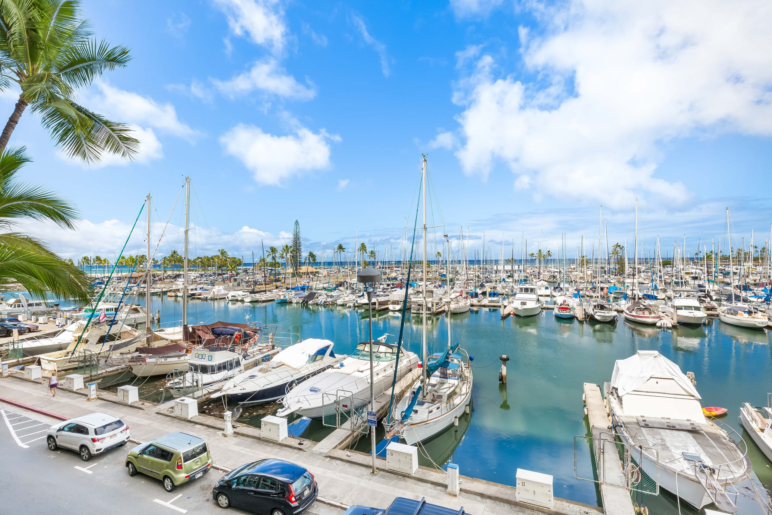 Condo in Honolulu · ★5.0 · Studio · 2 beds · 1 bath - Image 15