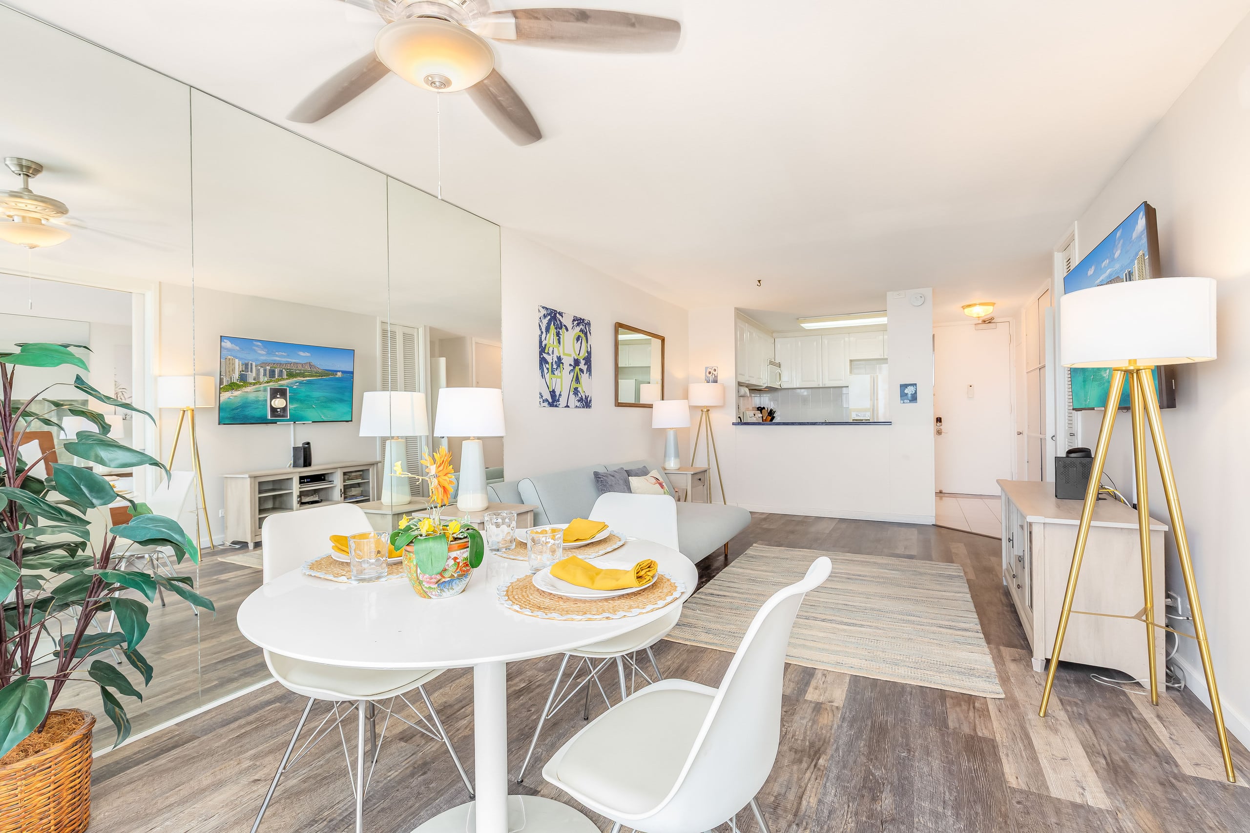 Condo in Honolulu · ★5.0 · Studio · 2 beds · 1 bath - Image 27