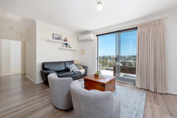 Ocean Heights – Between River And Sea - East Fremantle