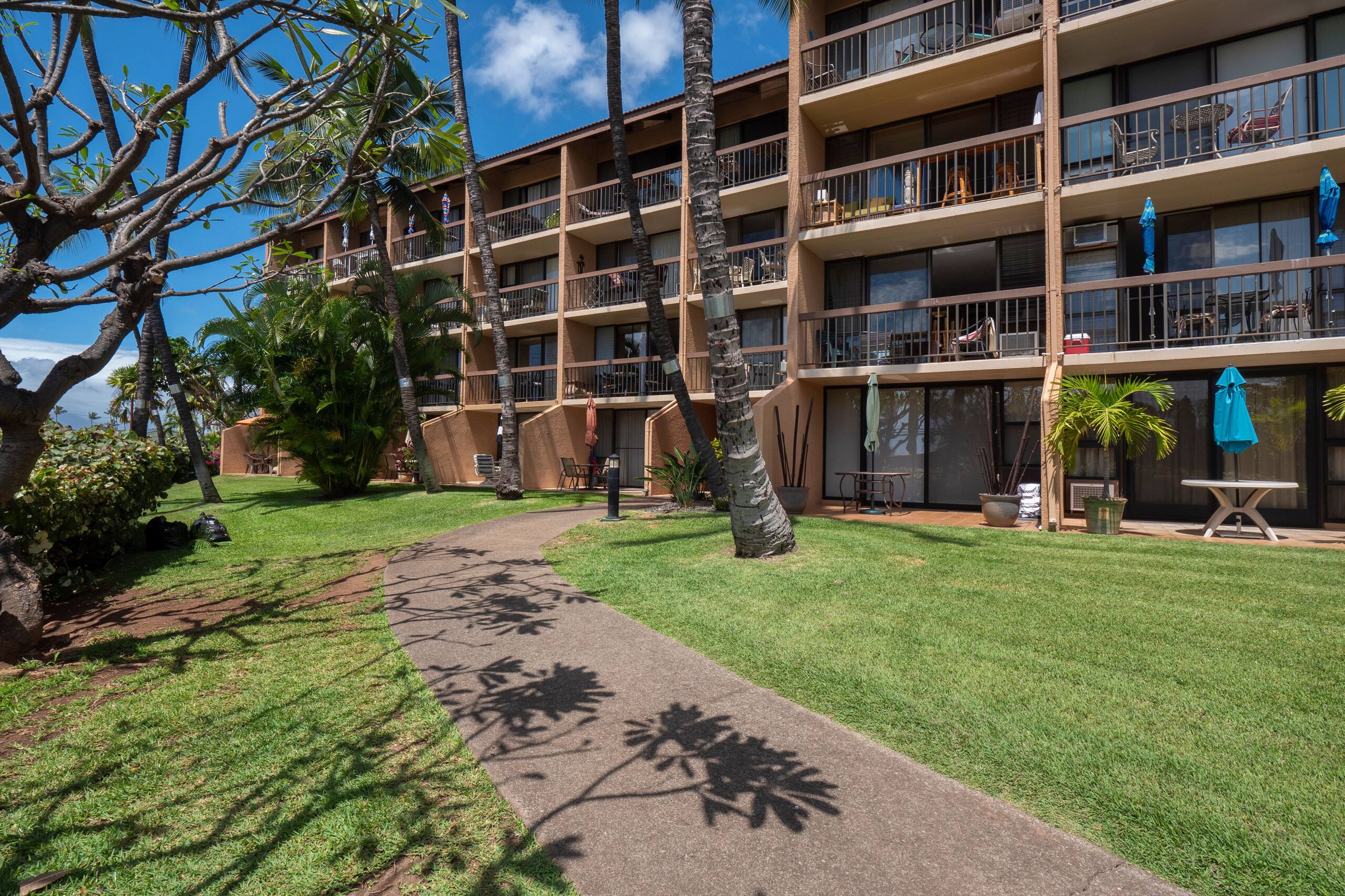 Condo in Kihei · ★5.0 · 1 bedroom · 2 beds · 1 bath - Image 35