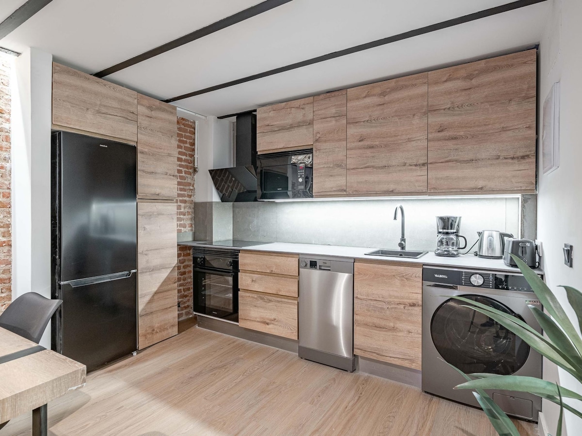 Deluxe Prosperidad Apartment - Airbnb