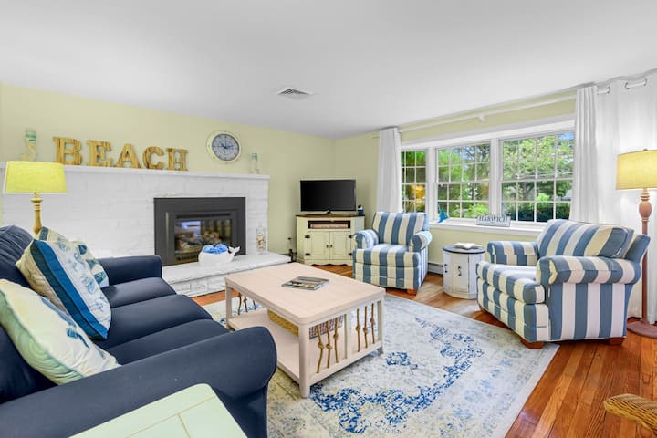 Family-friendly Harwich Retreat Near Beaches - Chatham, MA
