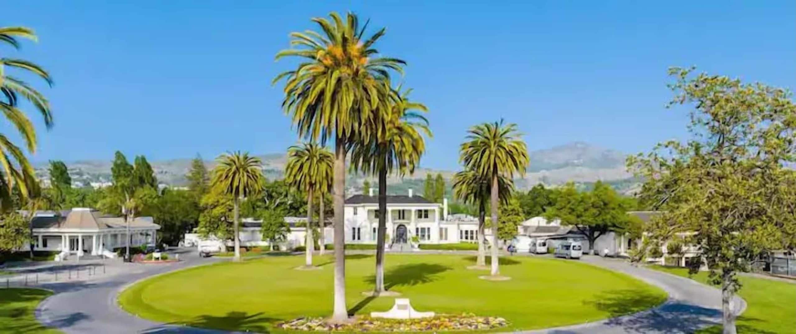 Side-by-Side Napa Condos with Golf Views - Photo 32