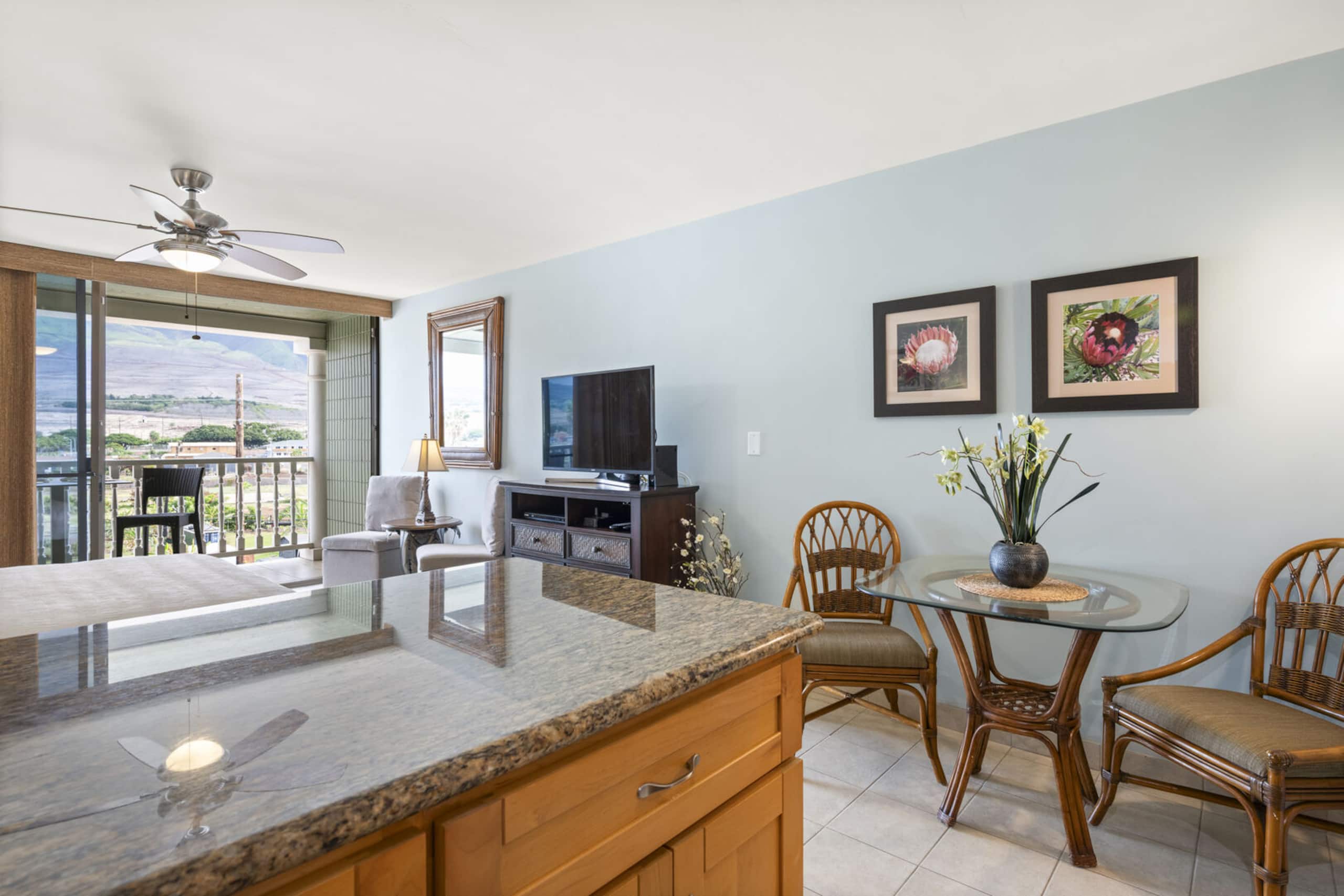 Condo in Lahaina · ★5.0 · 1 bedroom · 1 bed · 1 private bath - Image 8