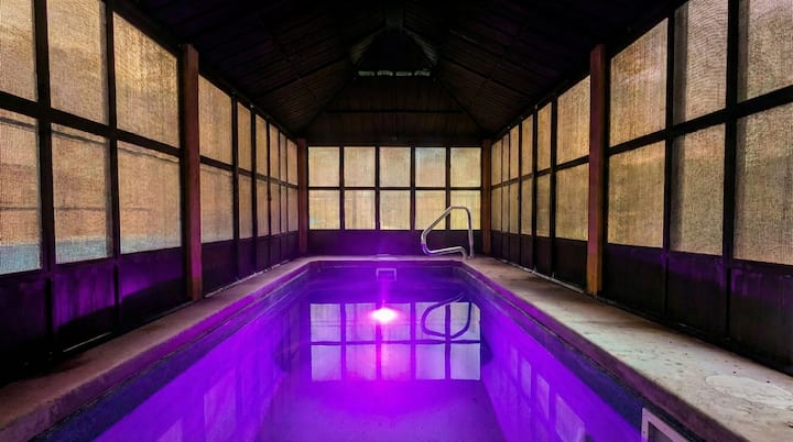 PickleBall Pool HotTub Sauna NexGames Firepit Yard
