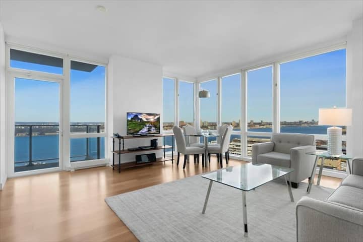 Near Times Square 2br In Hells Kitchen - ニューヨーク