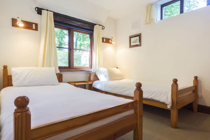 Zatim dvokrevetna soba 1