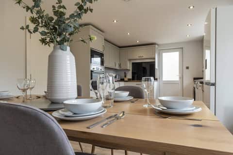 Large Cottage - Studio Bourton - Guests10 - Garden