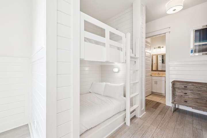 Soba s krevetima na kat – kreveti na kat + kreveti na kat!