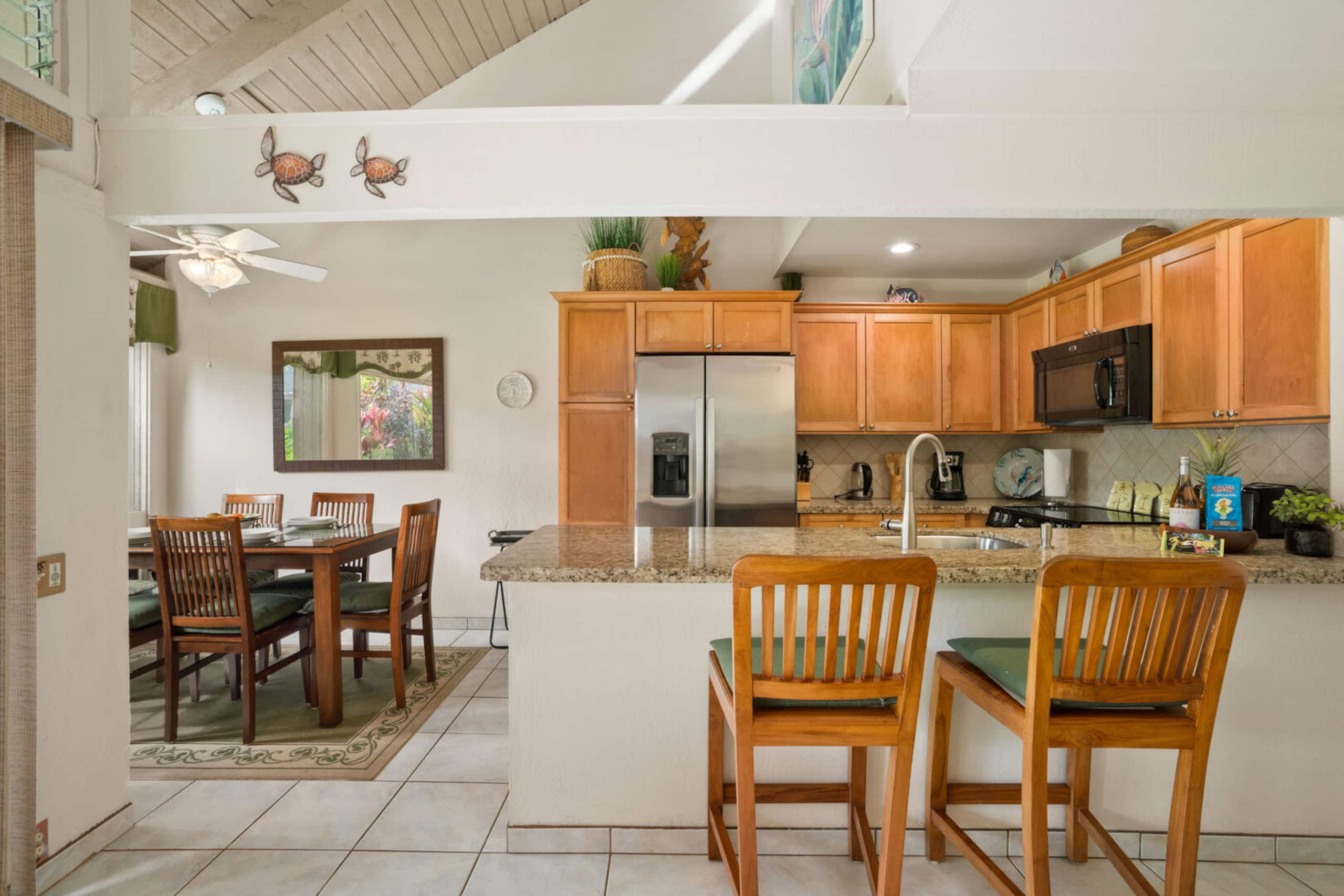 Tropical 2BR Retreat w/Mountain Views & Beach Path - Image 4