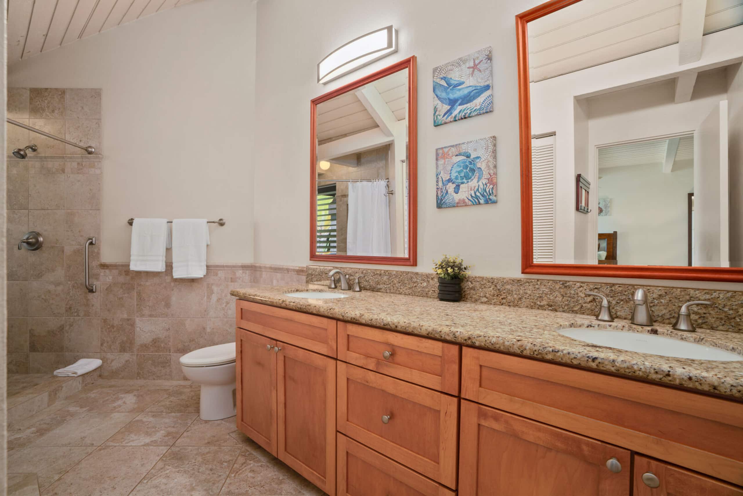 Tropical 2BR Retreat w/Mountain Views & Beach Path - Image 21