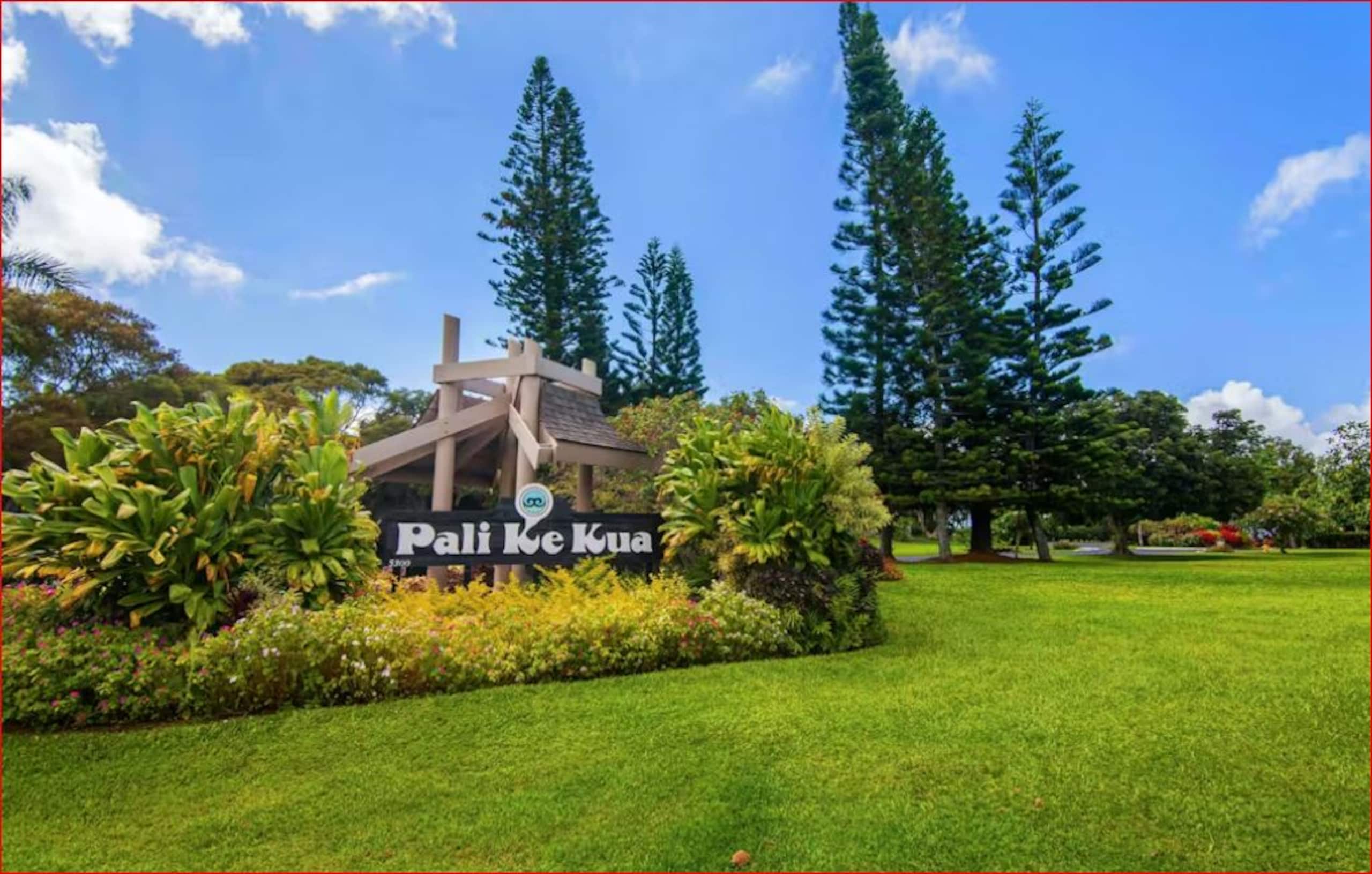 Tropical 2BR Retreat w/Mountain Views & Beach Path - Image 29