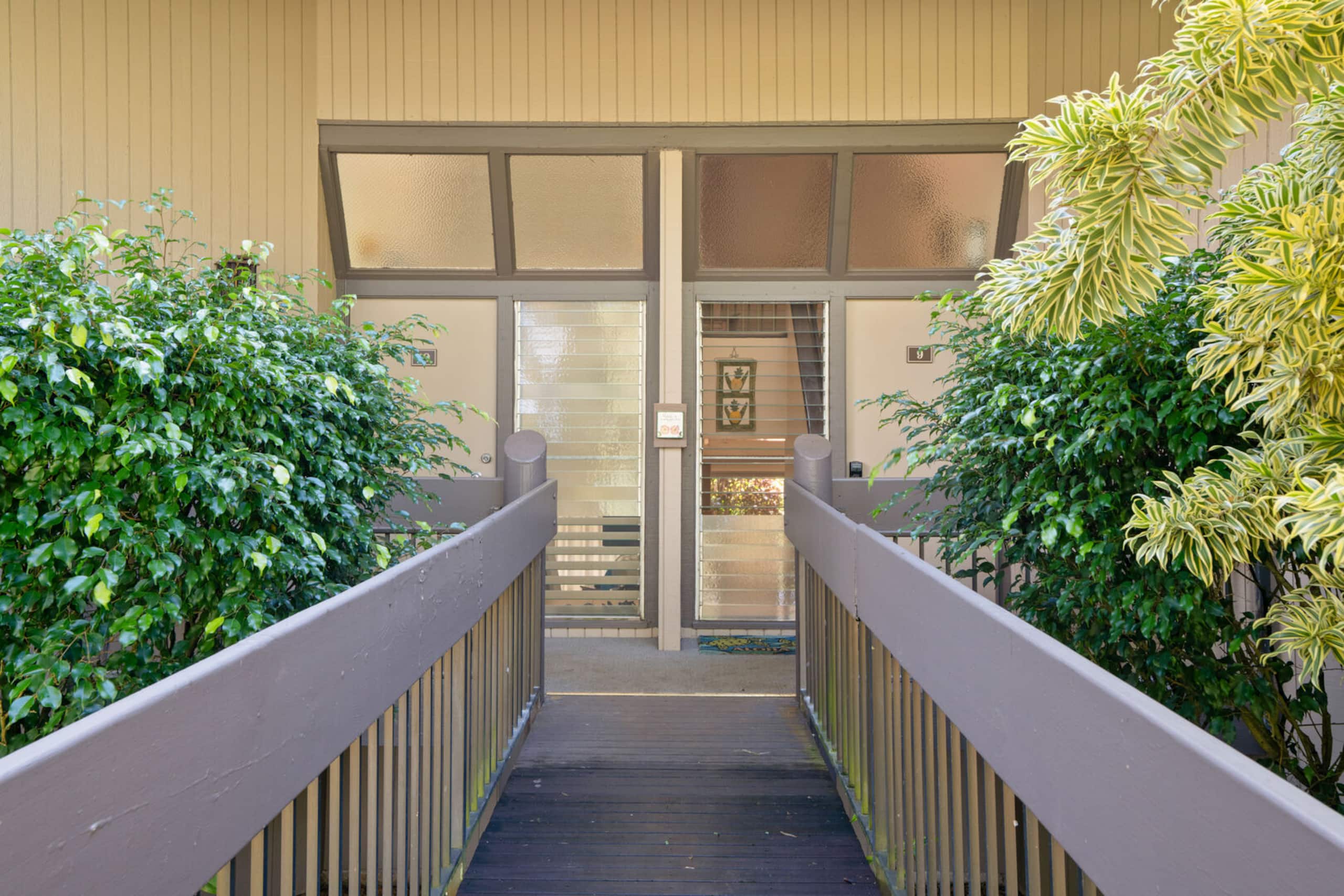 Tropical 2BR Retreat w/Mountain Views & Beach Path - Image 25