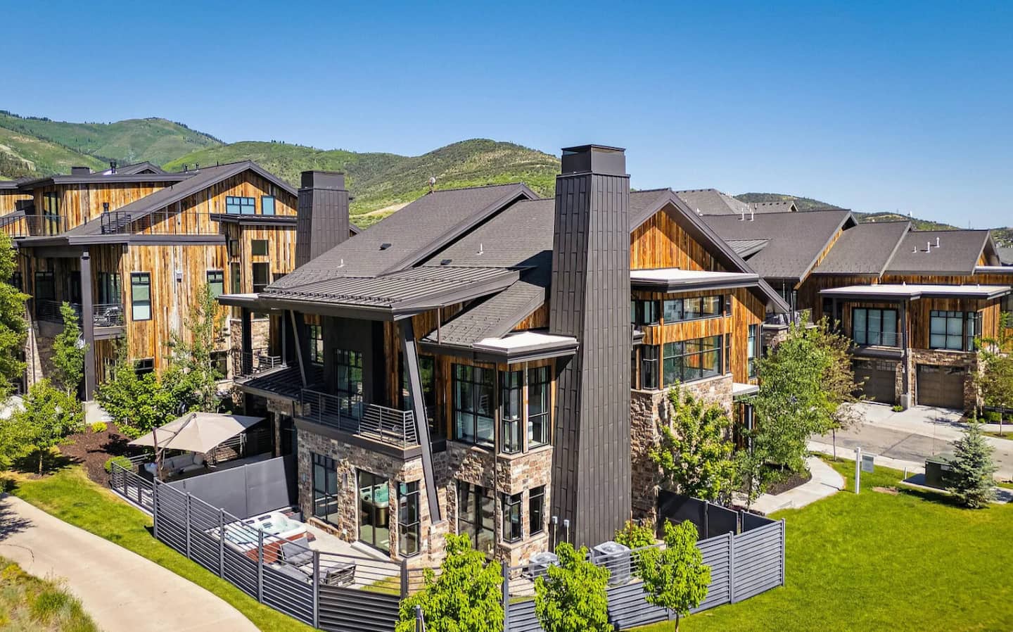 Walk to Ski, , Mountain Views