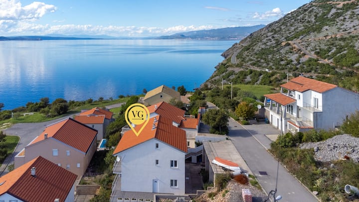 Charm Apartment By Villas Guide - Baška