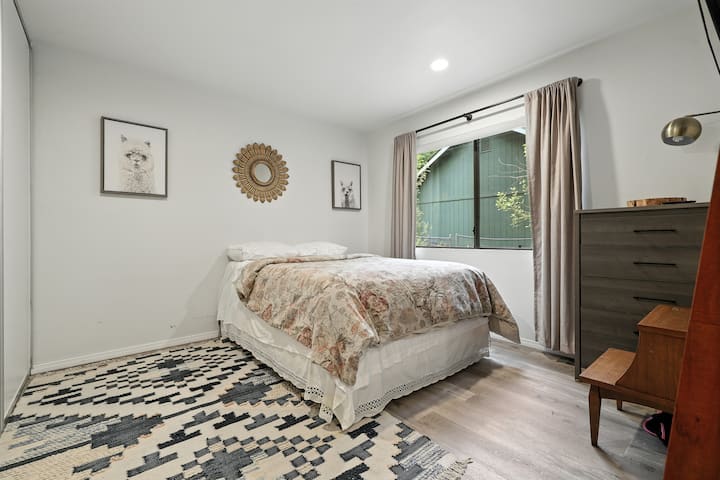 Interiores, piso, suelo, decoración del hogar, cama