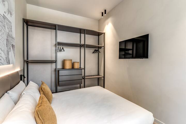 Seety Porta Romana Statue – 4.001