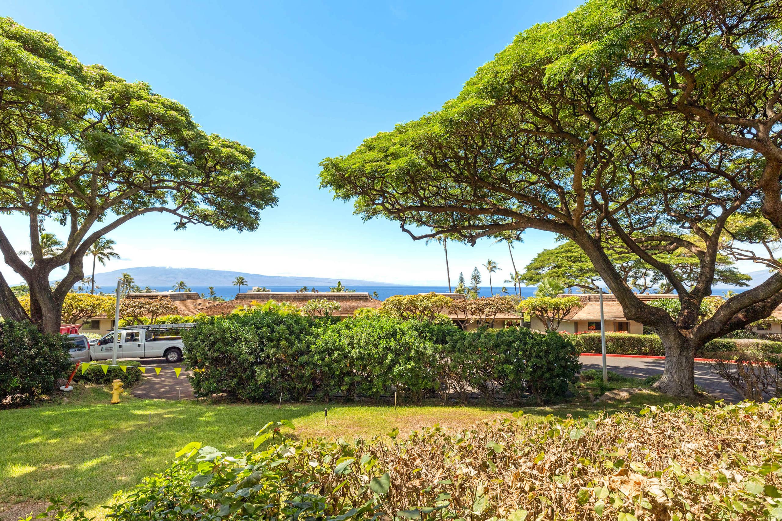 Condo in Lahaina · ★4.33 · 2 bedrooms · 2 beds · 2.5 baths - Image 49