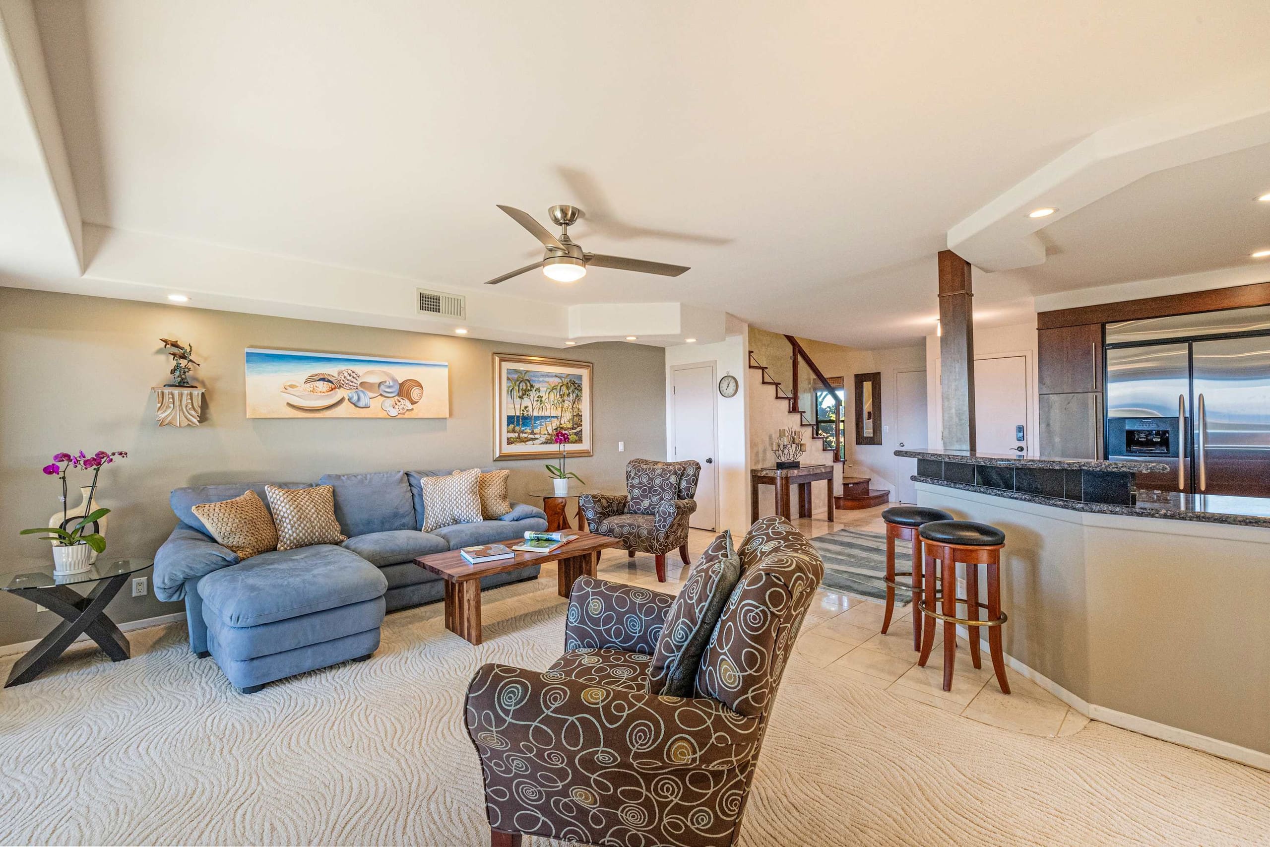 Condo in Lahaina · ★4.33 · 2 bedrooms · 2 beds · 2.5 baths - Image 3