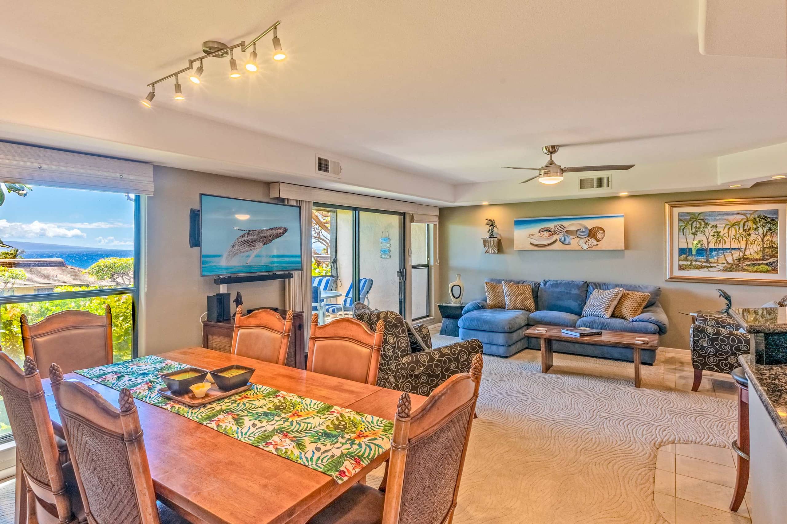 Condo in Lahaina · ★4.33 · 2 bedrooms · 2 beds · 2.5 baths - Image 18