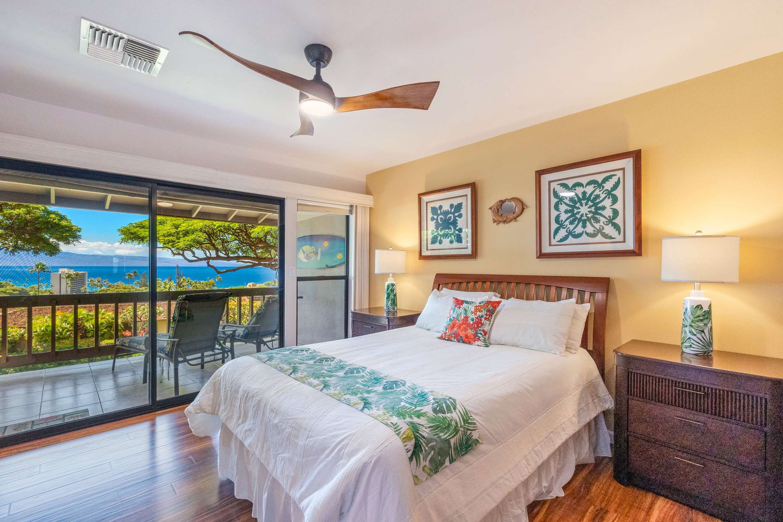Condo in Lahaina · ★4.33 · 2 bedrooms · 2 beds · 2.5 baths - Image 22
