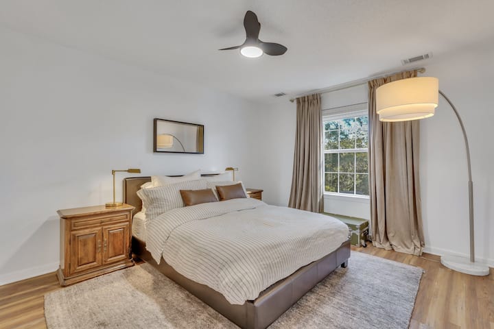 Magnolia Escape – Modern Comfort Near Savannah - Pooler, GA