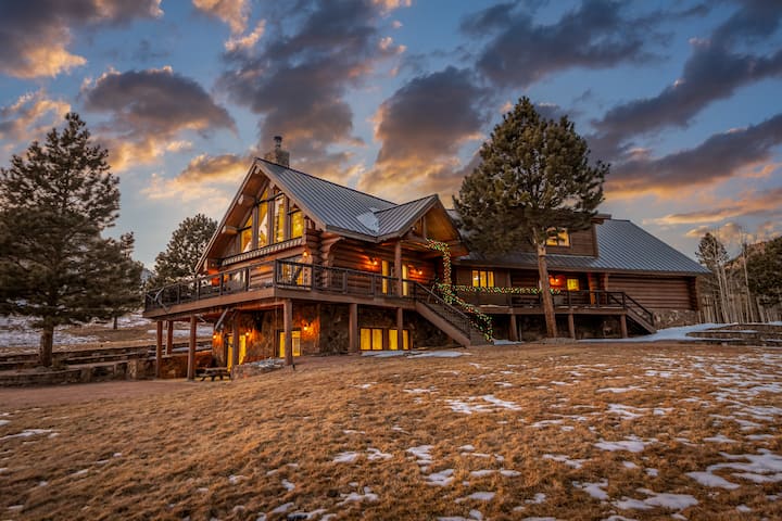 Huge private cabin