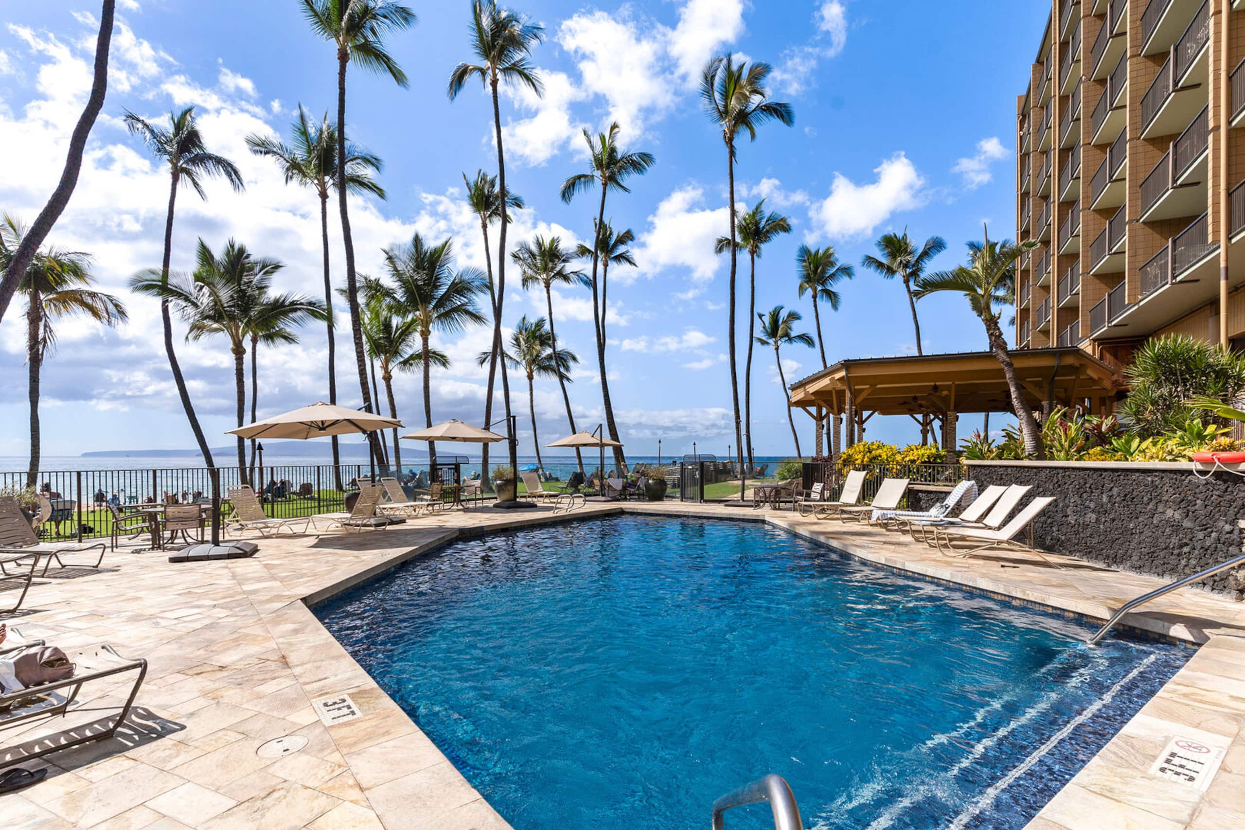 Condo in Kihei · ★5.0 · 2 bedrooms · 3 beds · 2 baths - Image 41