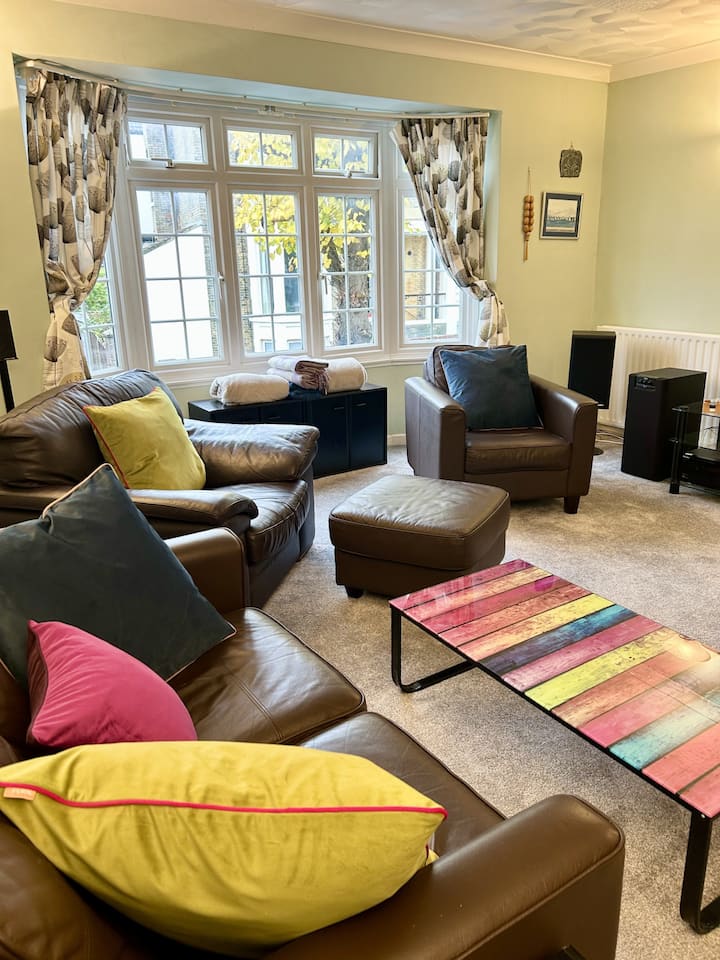 Bayfields By The Sea - Fareham