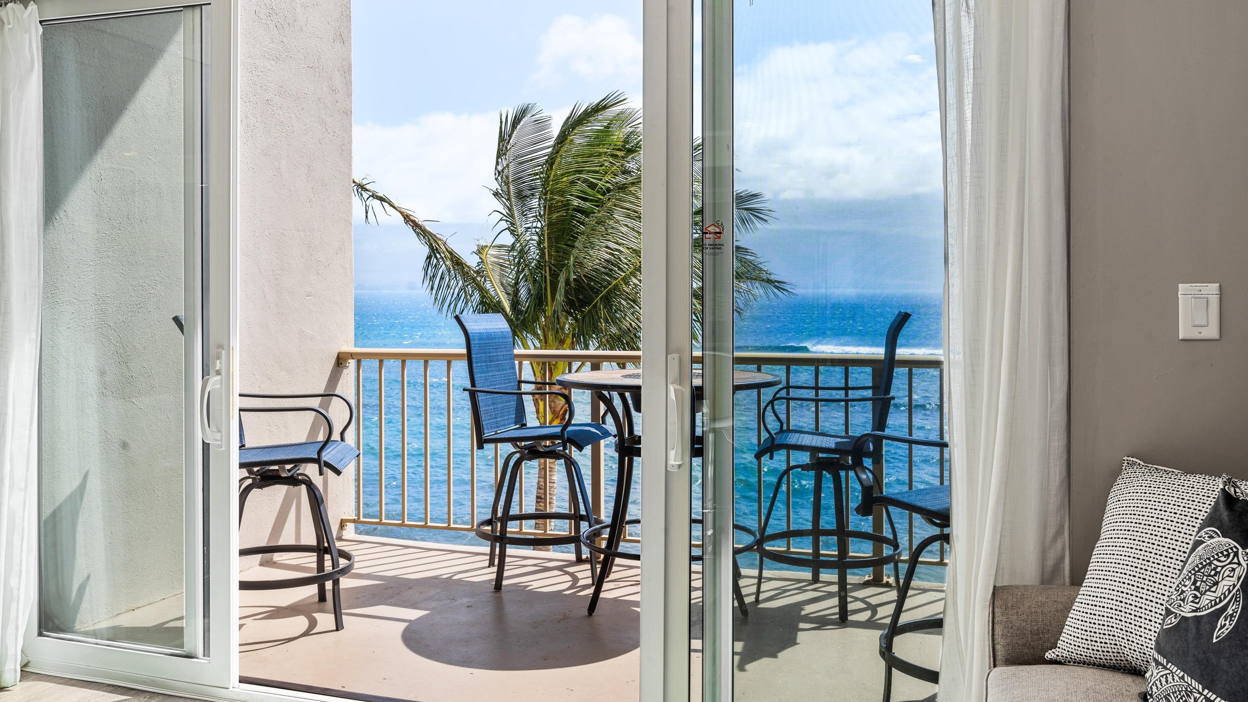 Condo in Wailuku · ★5.0 · 2 bedrooms · 2 beds · 2 private baths - Image 47