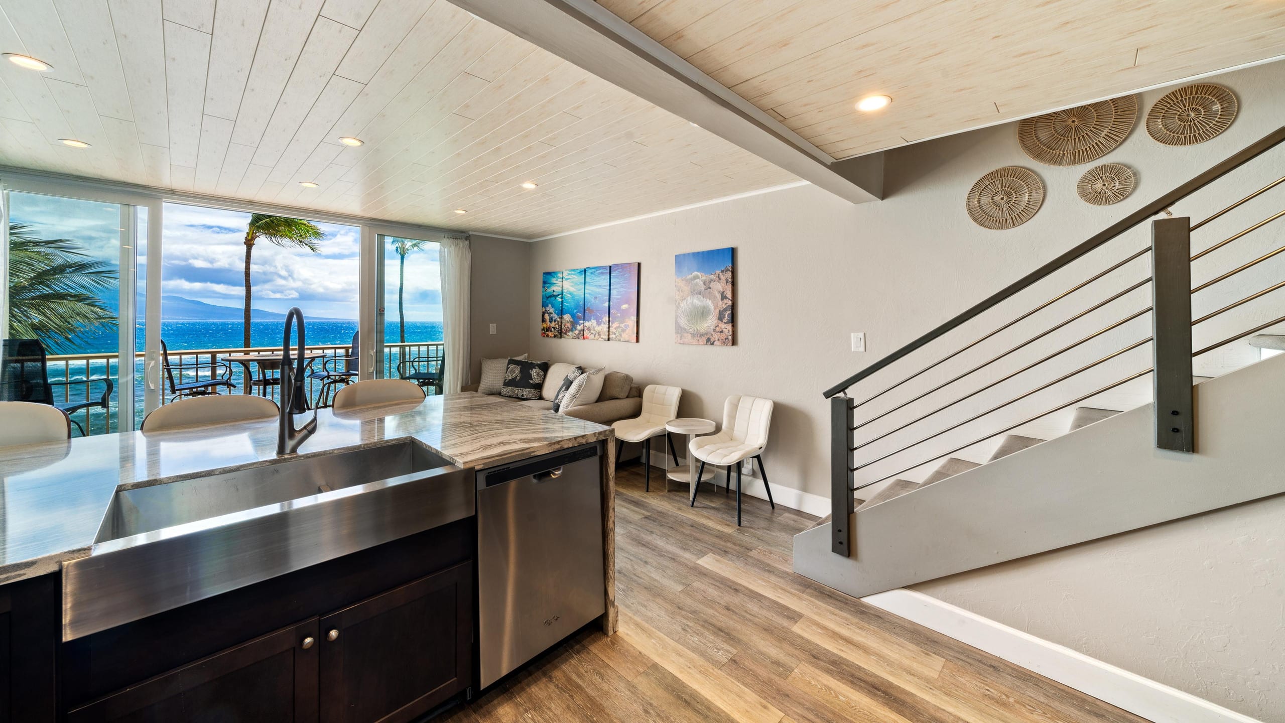 Condo in Wailuku · ★5.0 · 2 bedrooms · 2 beds · 2 private baths - Image 14