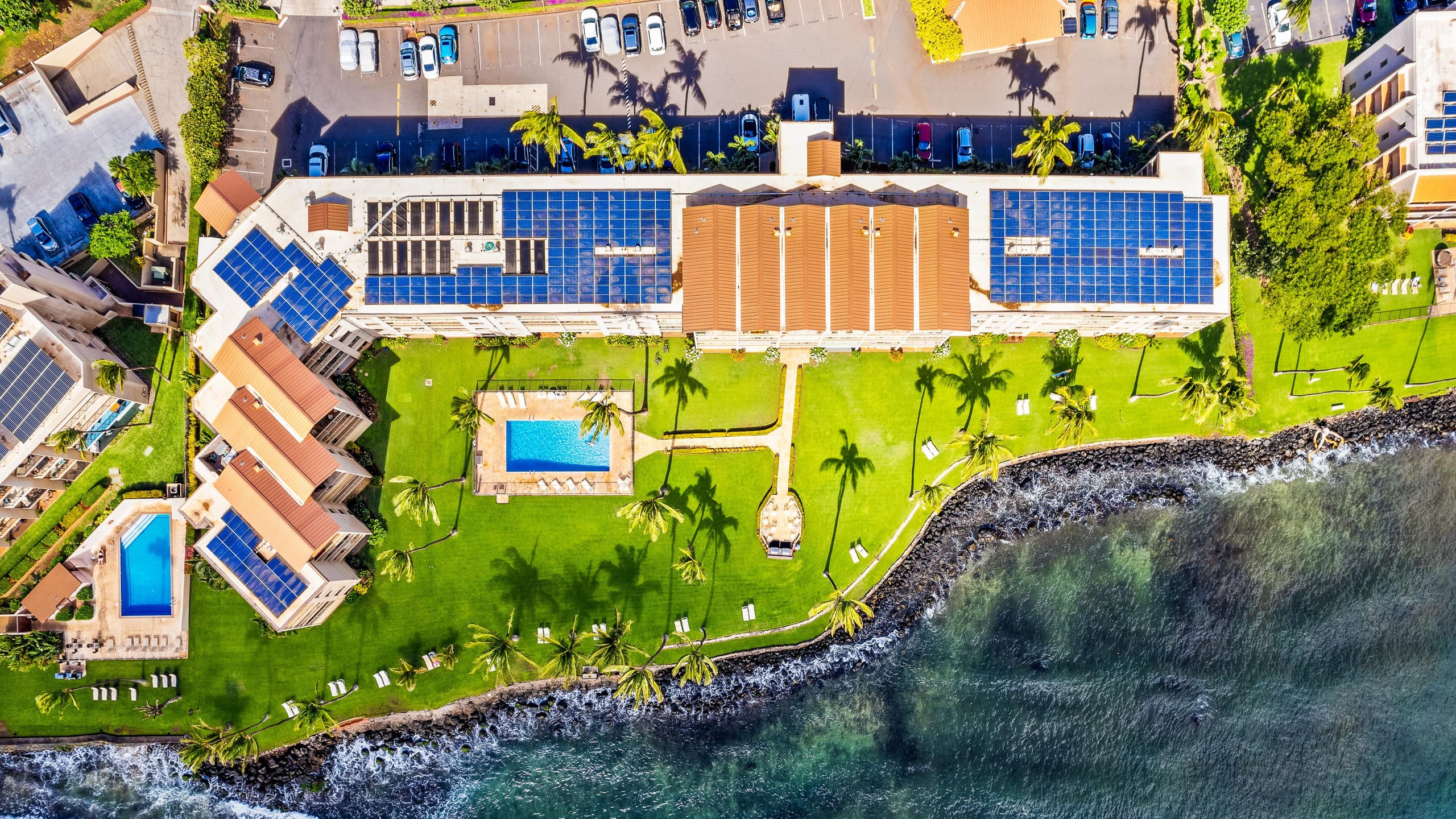Condo in Wailuku · ★5.0 · 2 bedrooms · 2 beds · 2 private baths - Image 65