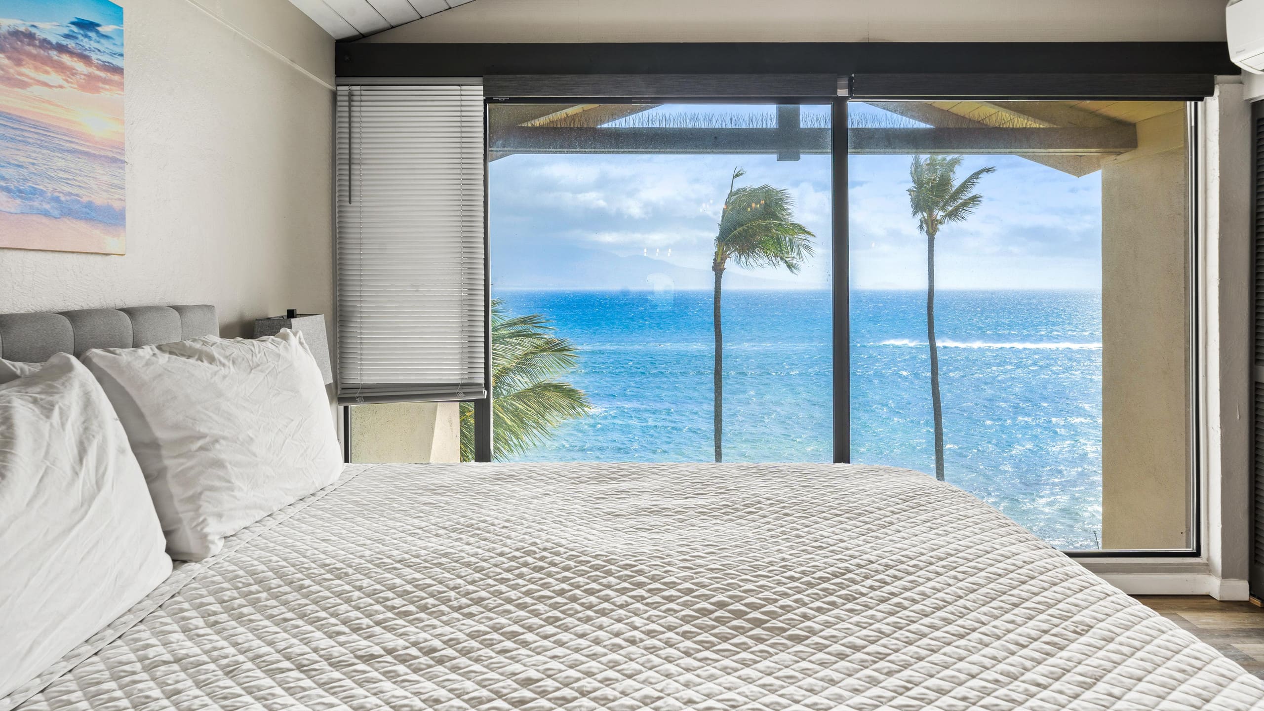 Condo in Wailuku · ★5.0 · 2 bedrooms · 2 beds · 2 private baths - Image 23