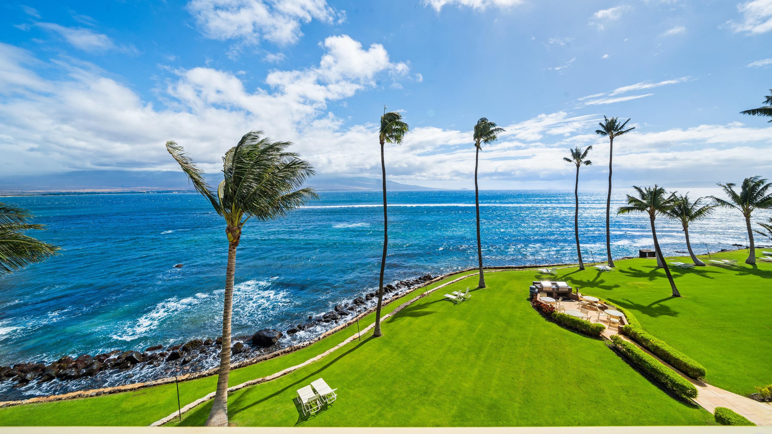 Condo in Wailuku · ★5.0 · 2 bedrooms · 2 beds · 2 private baths - Image 26
