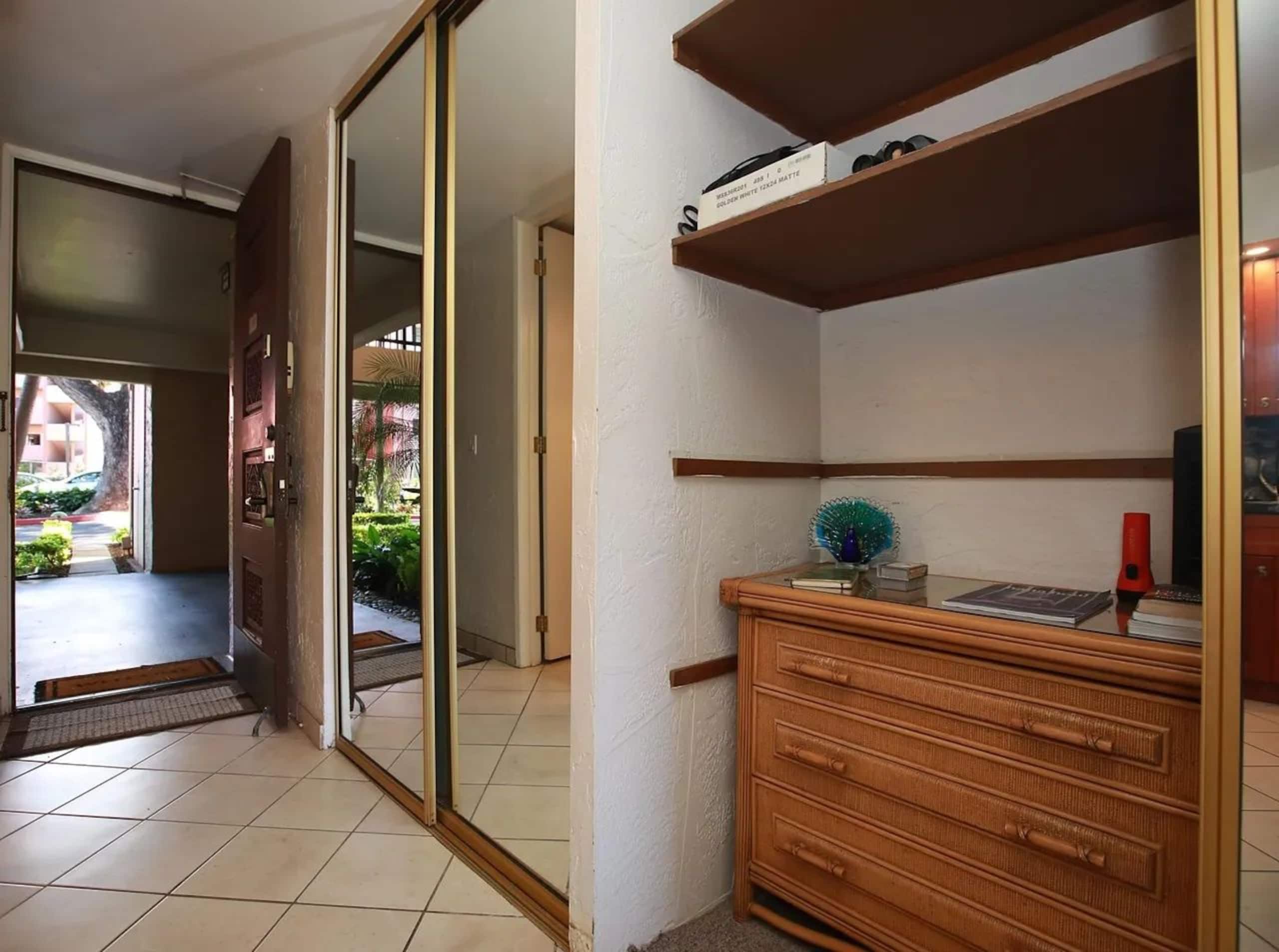 Condo in Lahaina · ★4.96 · Studio · 1 bed · 1 private bath - Image 9