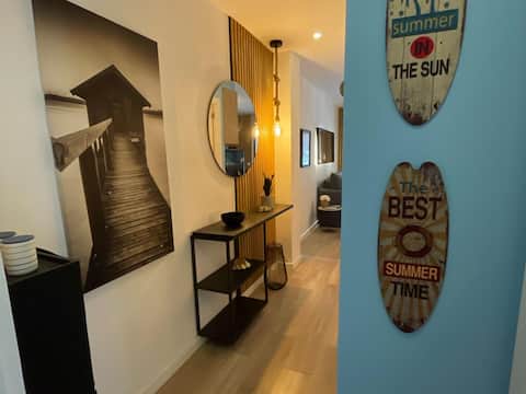 Apartment with terrace 160m beach and shops
