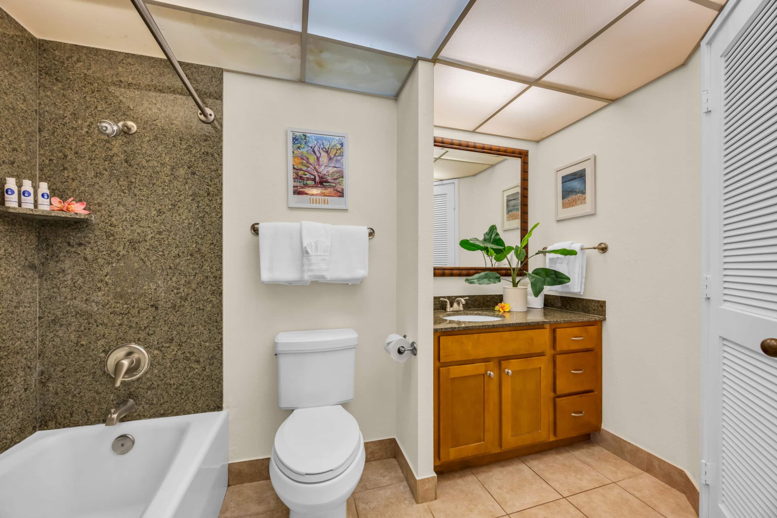 Condo in Lahaina · ★5.0 · 1 bedroom · 2 beds · 1 bath - Image 22