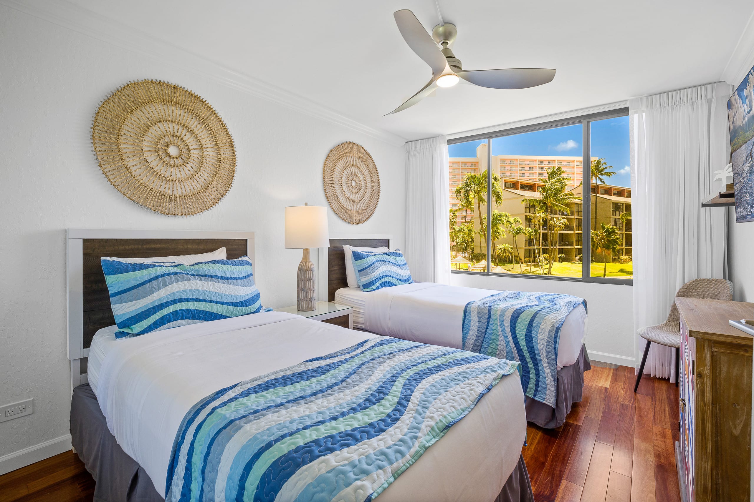 Condo in Lahaina · ★4.86 · 2 bedrooms · 4 beds · 2 baths - Image 15