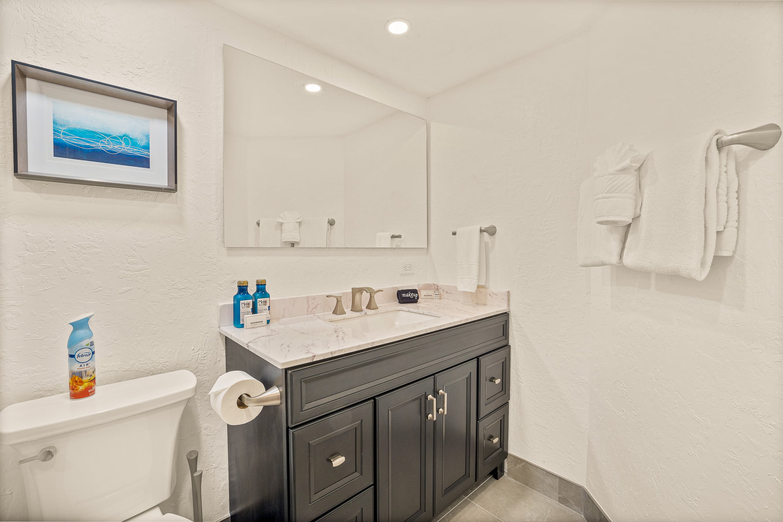 Condo in Lahaina · ★4.86 · 2 bedrooms · 4 beds · 2 baths - Image 19