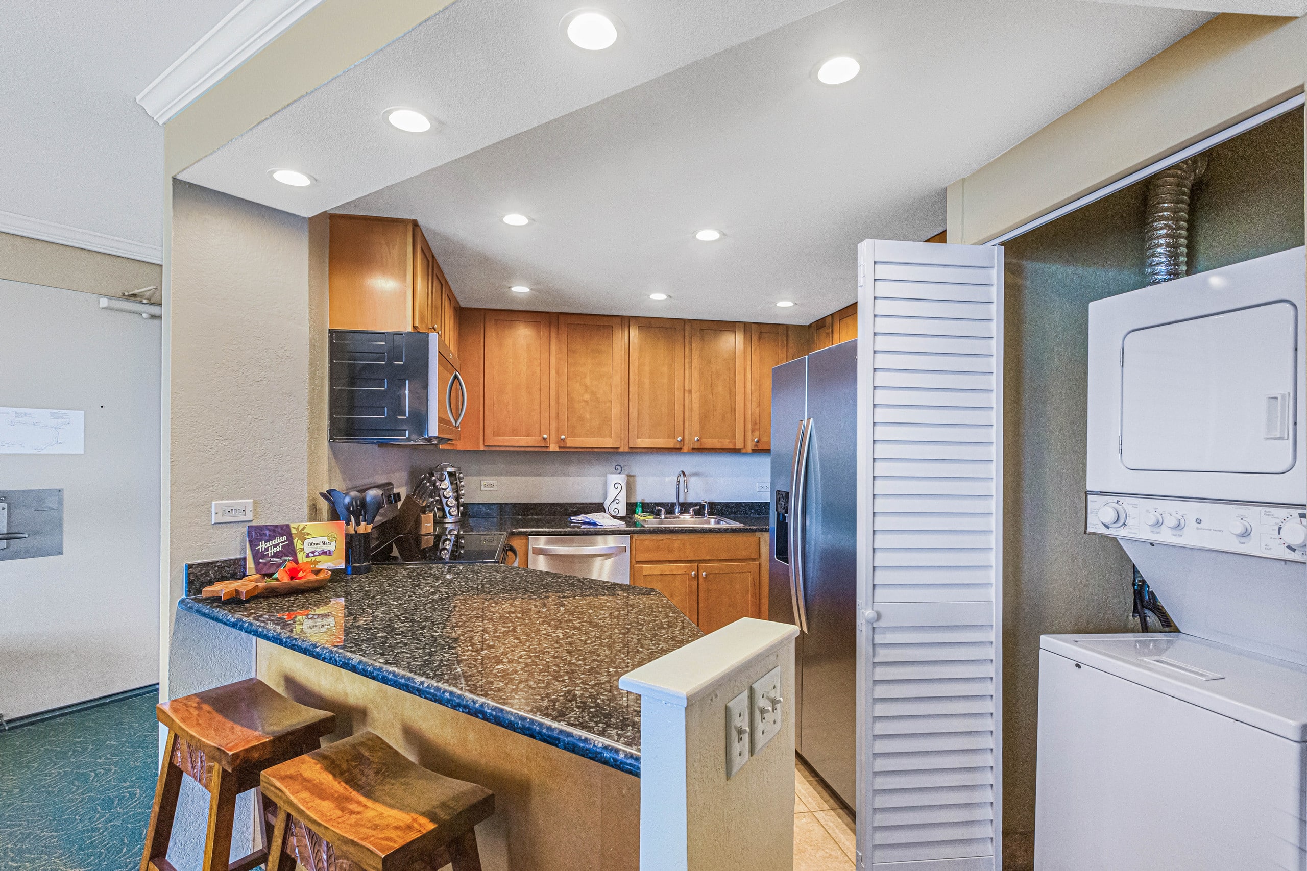 Condo in Lahaina · ★5.0 · 2 bedrooms · 3 beds · 2 baths - Image 7