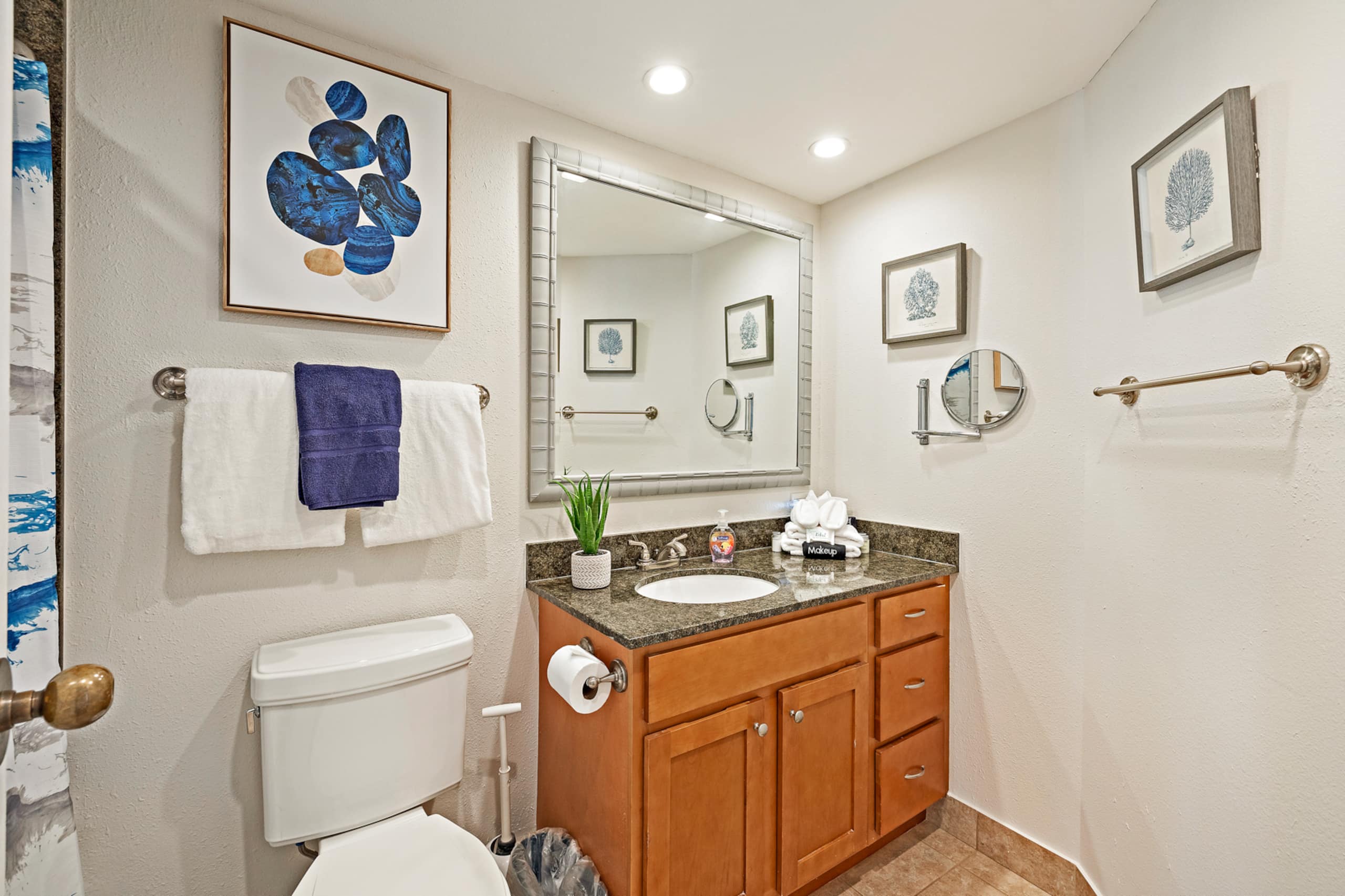Condo in Lahaina · ★5.0 · 2 bedrooms · 3 beds · 2 baths - Image 26