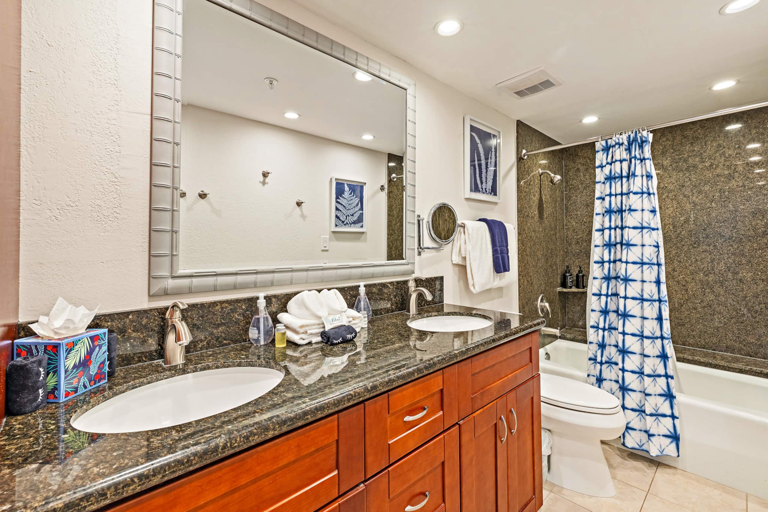 Condo in Lahaina · ★5.0 · 2 bedrooms · 3 beds · 2 baths - Image 25