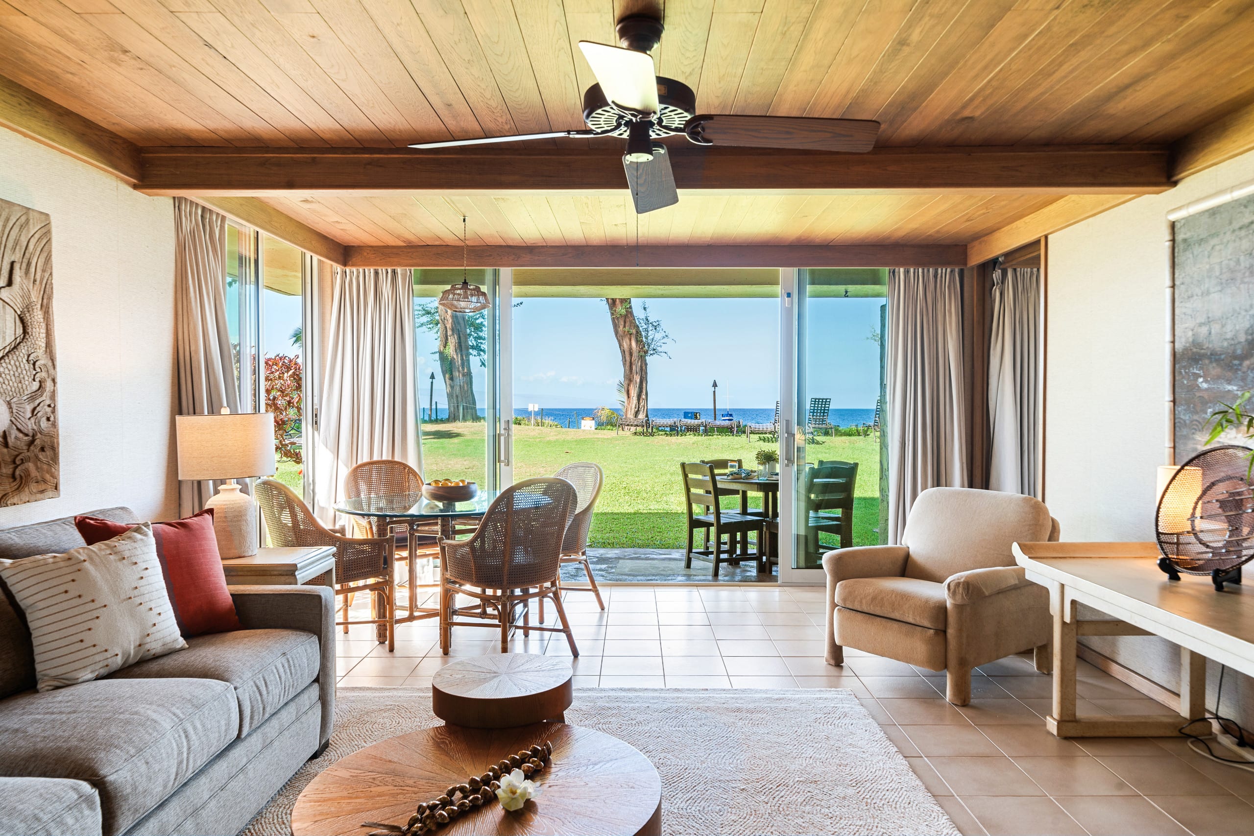 Condo in Lahaina · ★5.0 · 1 bedroom · 2 beds · 1 bath - Image 11