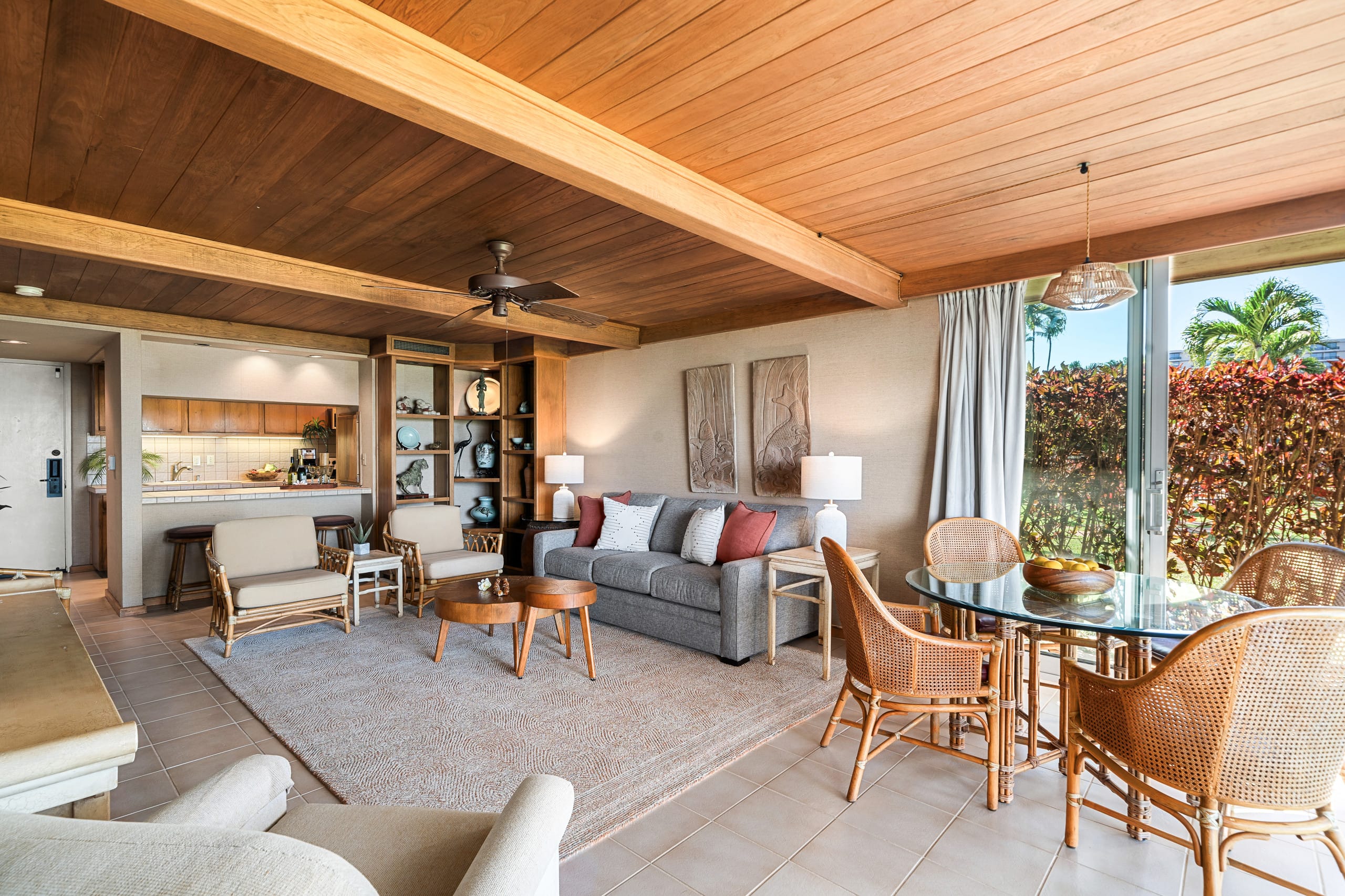 Condo in Lahaina · ★5.0 · 1 bedroom · 2 beds · 1 bath - Image 14