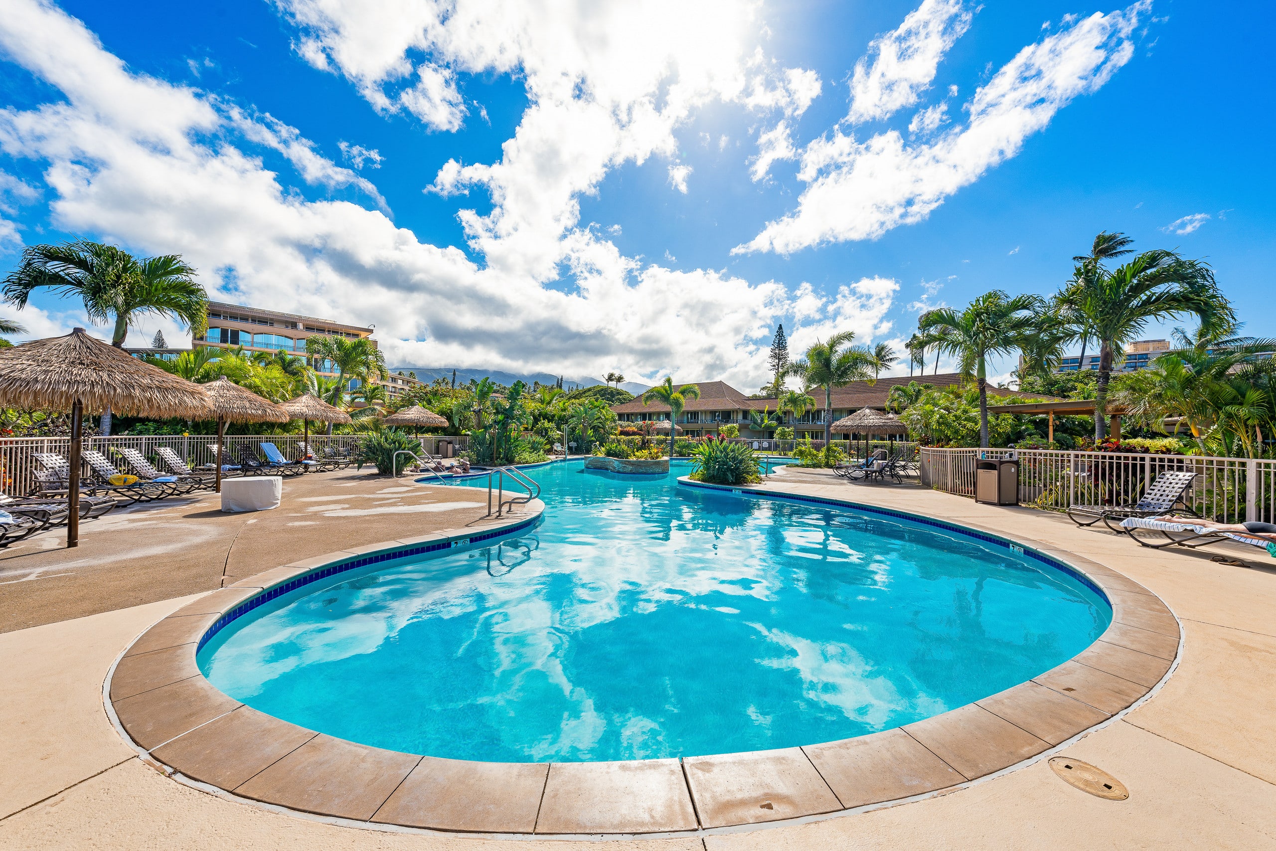 Condo in Lahaina · ★5.0 · 1 bedroom · 2 beds · 1 bath - Image 44