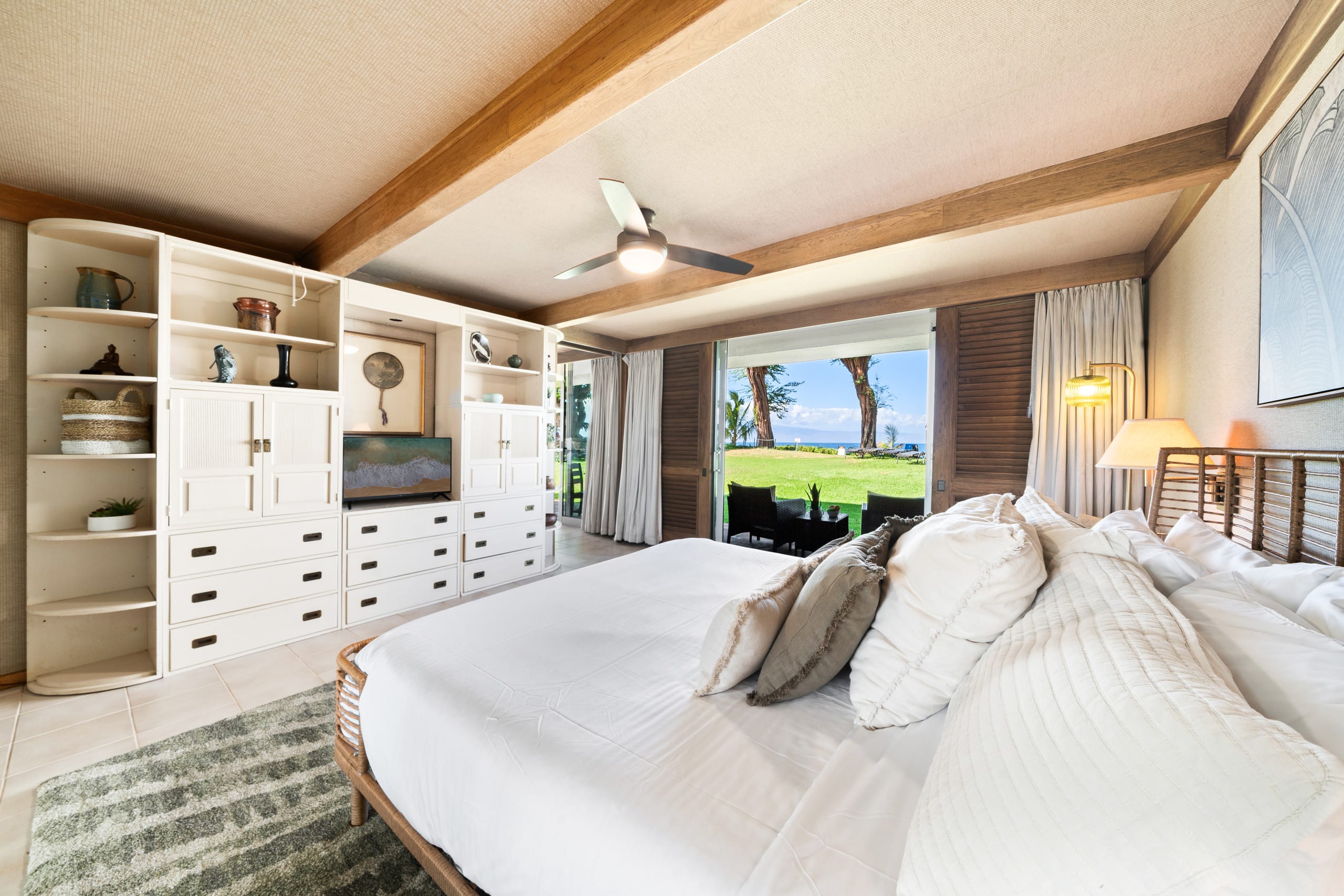 Condo in Lahaina · ★5.0 · 1 bedroom · 2 beds · 1 bath - Image 4