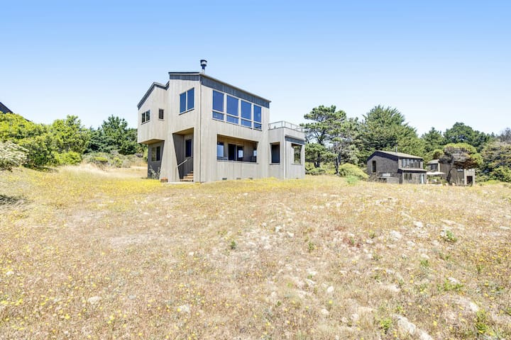 Vacasa managed Airbnb listing 2