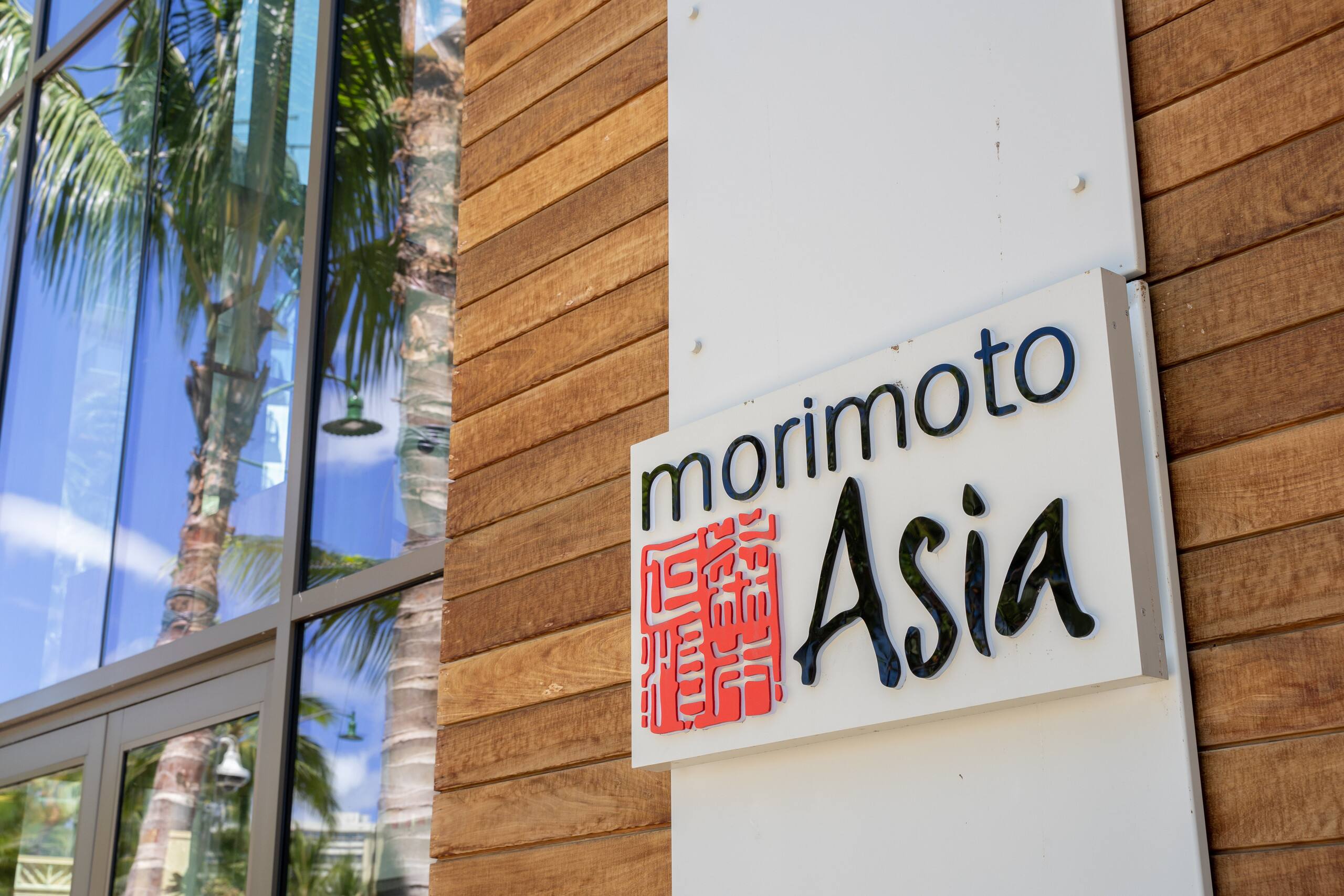 Condo in Honolulu · ★4.46 · 1 bedroom · 2 beds · 1 shared bath - Image 41