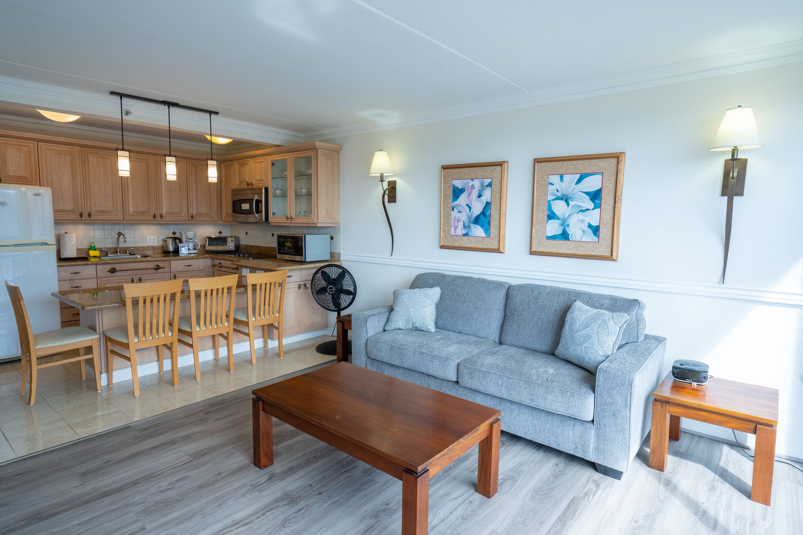 Condo in Honolulu · ★4.46 · 1 bedroom · 2 beds · 1 shared bath - Image 10